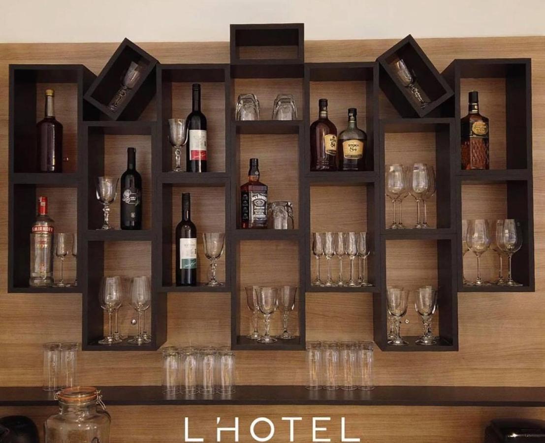 L'Hotelpz Призрен Екстериор снимка