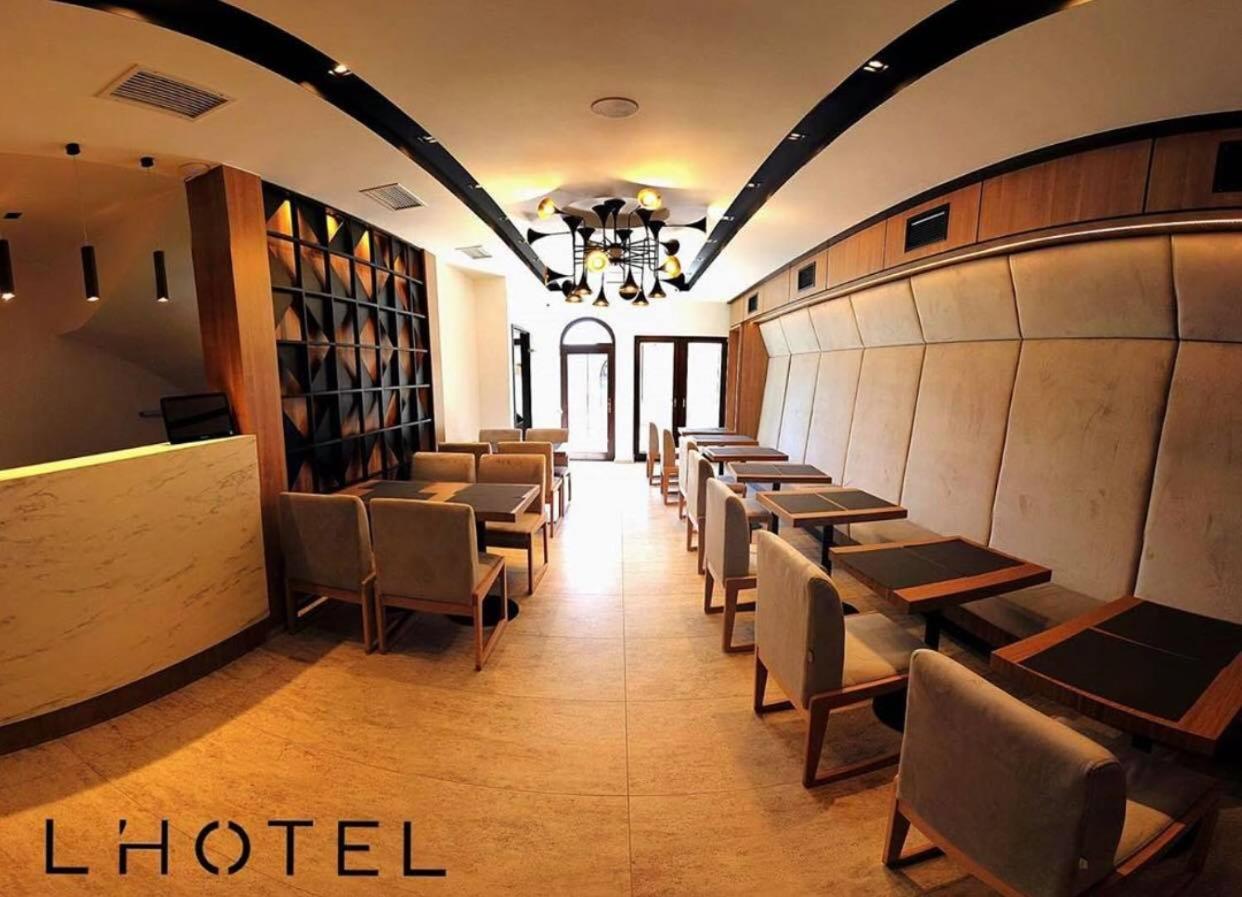 L'Hotelpz Призрен Екстериор снимка